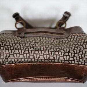 Tommy Hilfiger Brown Womens Handbag, Purse.